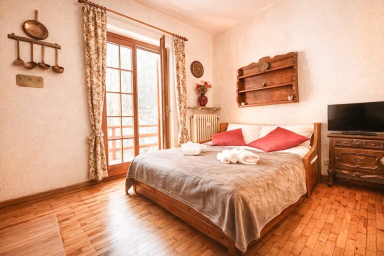 Wooden Chalet